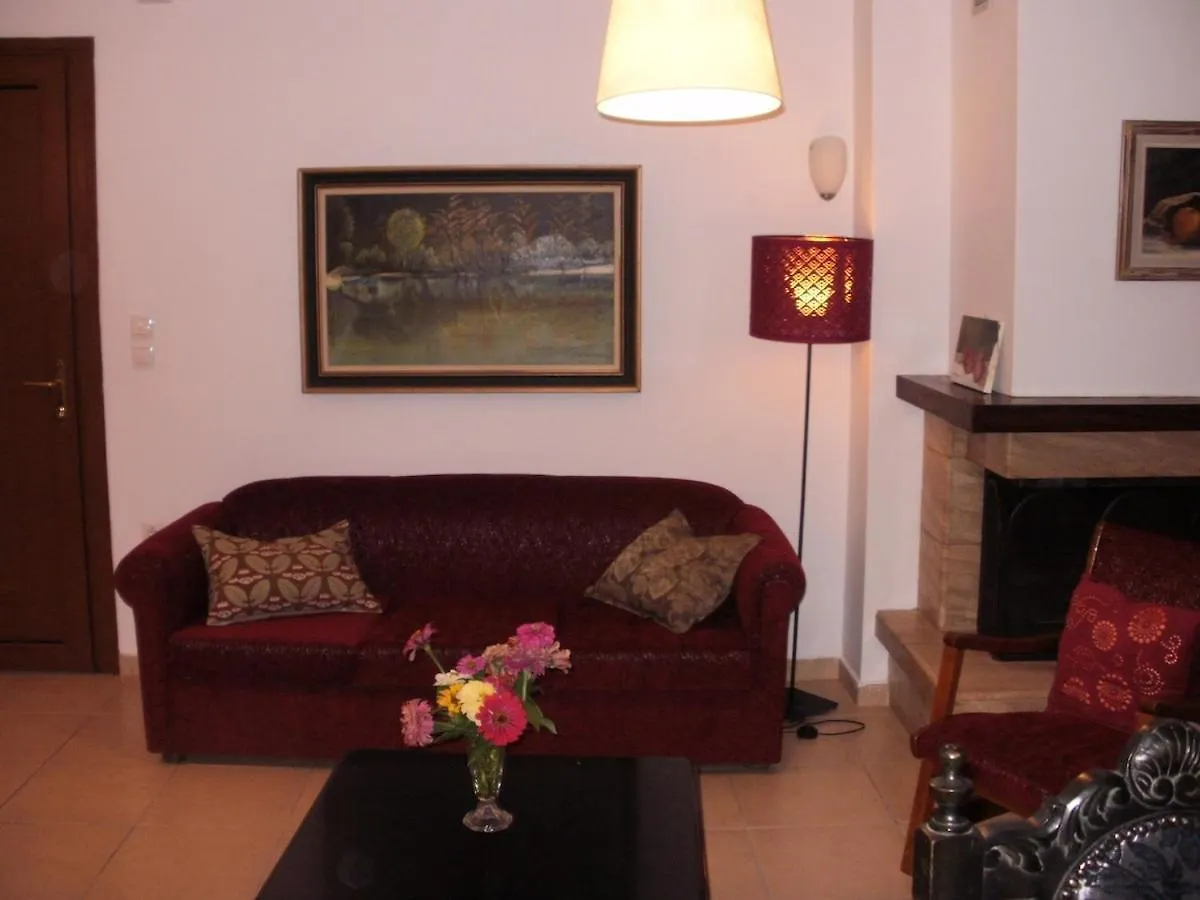 Holiday home Luxurius Comfy 2-Floor Apartment With Big Yard Sykia Chalkidikis