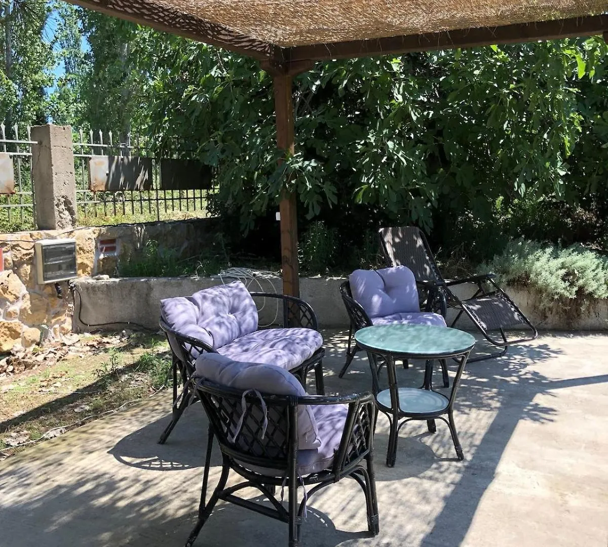 Holiday home Luxurius Comfy 2-Floor Apartment With Big Yard Sykia Chalkidikis