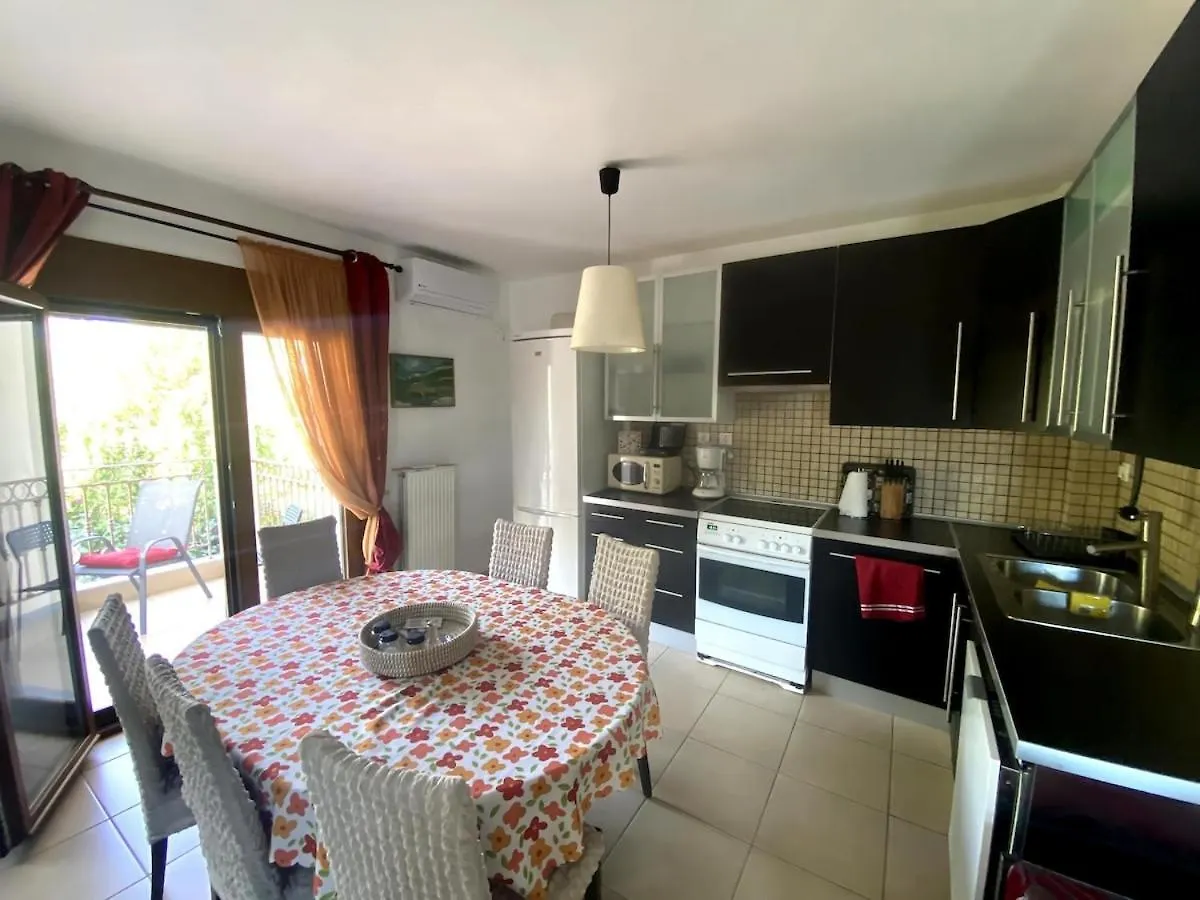 Holiday home Luxurius Comfy 2-Floor Apartment With Big Yard Sykia Chalkidikis Greece